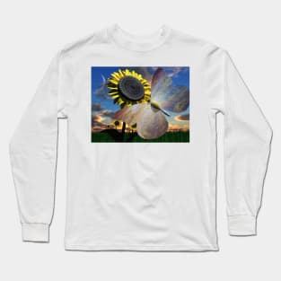 Butterfly on sunflower Long Sleeve T-Shirt